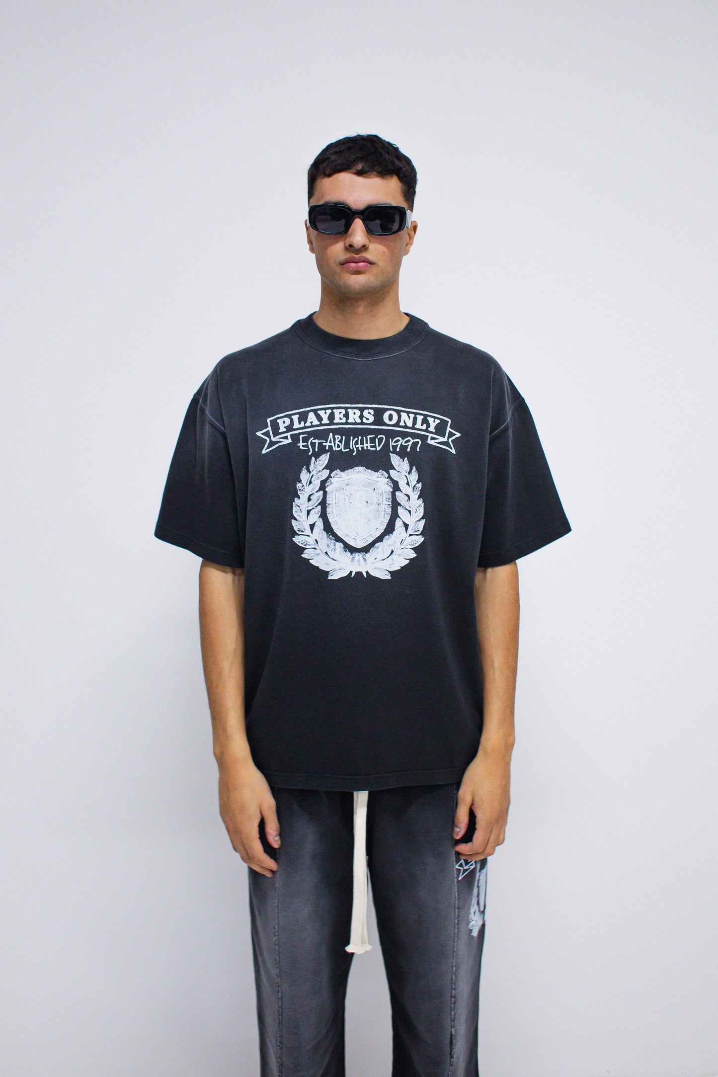 FADE OUT BLACK TEE