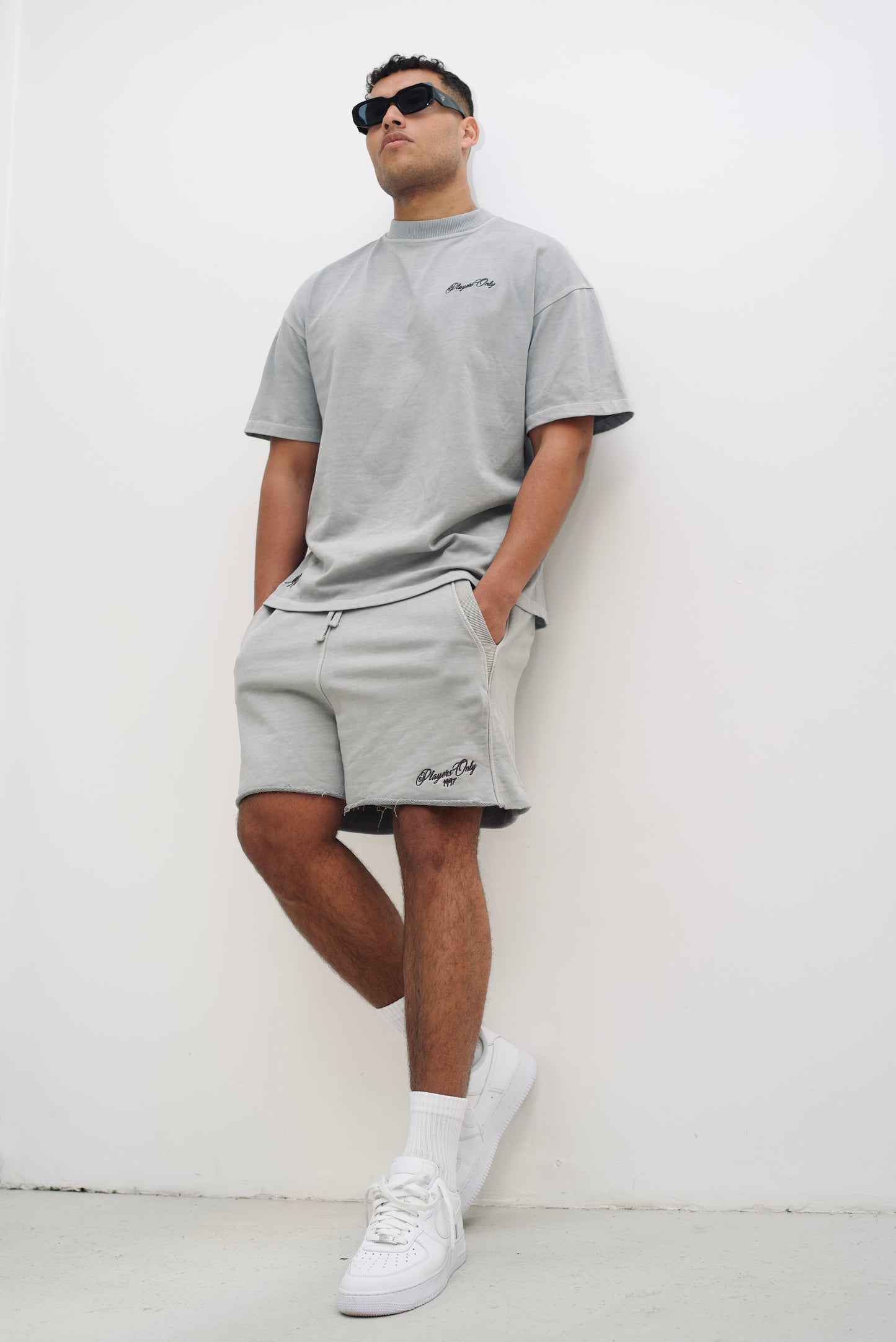 WASHED GREY EMBROIDERED JERSEY SHORTS