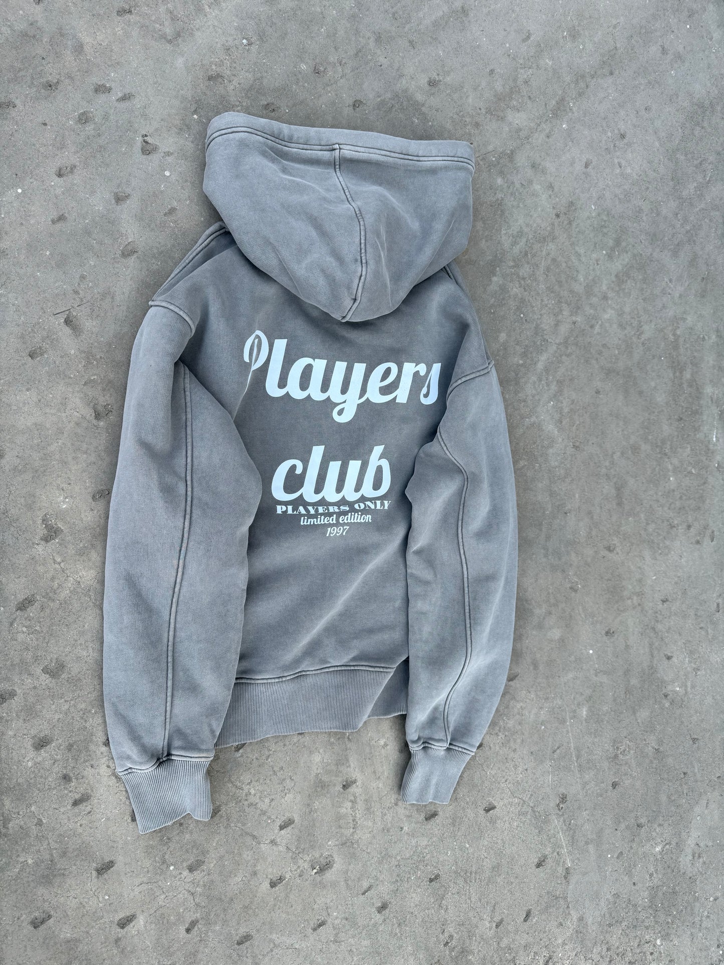 VINTAGE WASH CHARCOAL PLAYERS CLUB HOODIE