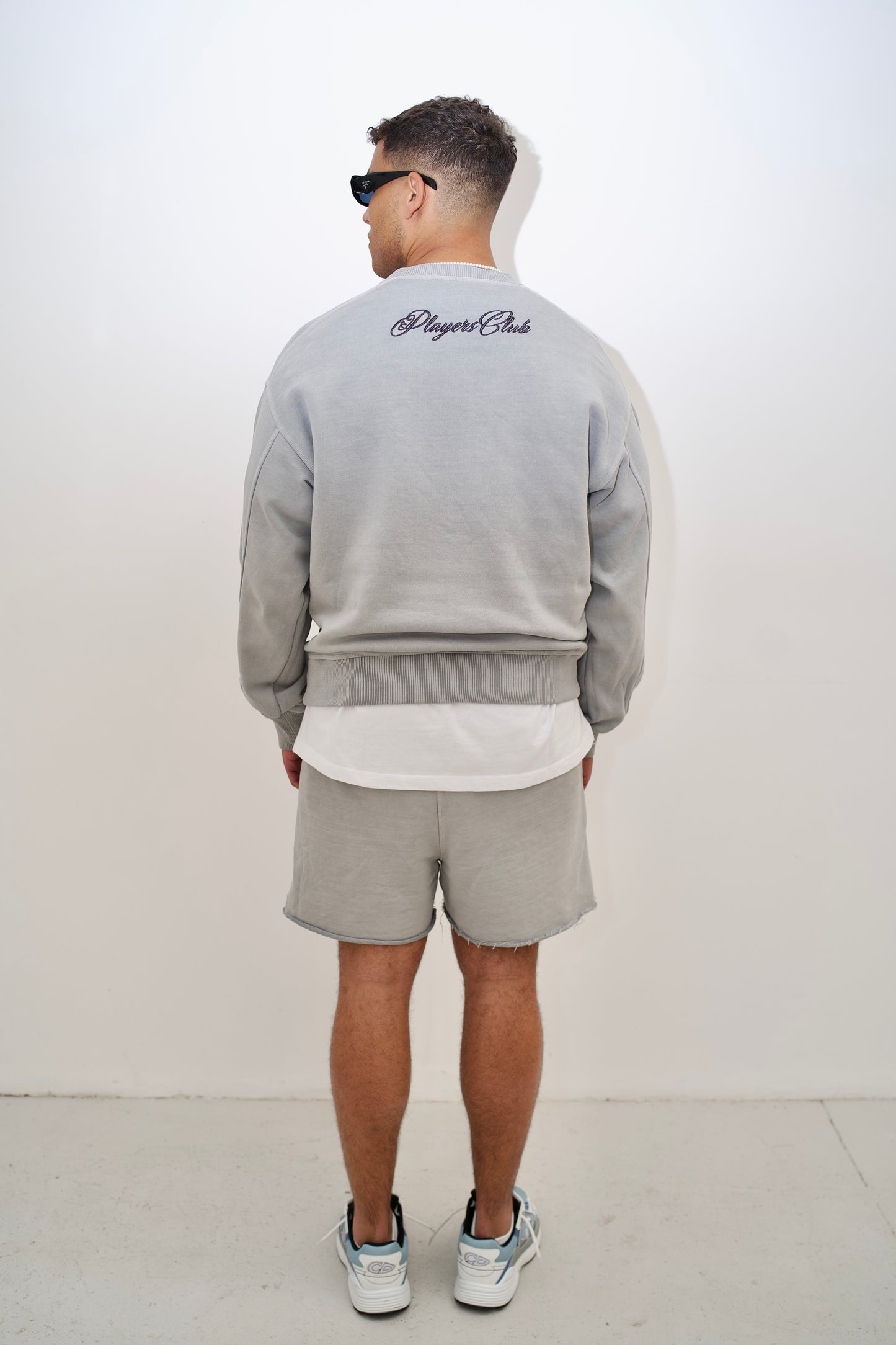 WASHED GREY EMBROIDERED SWEATSHIRT