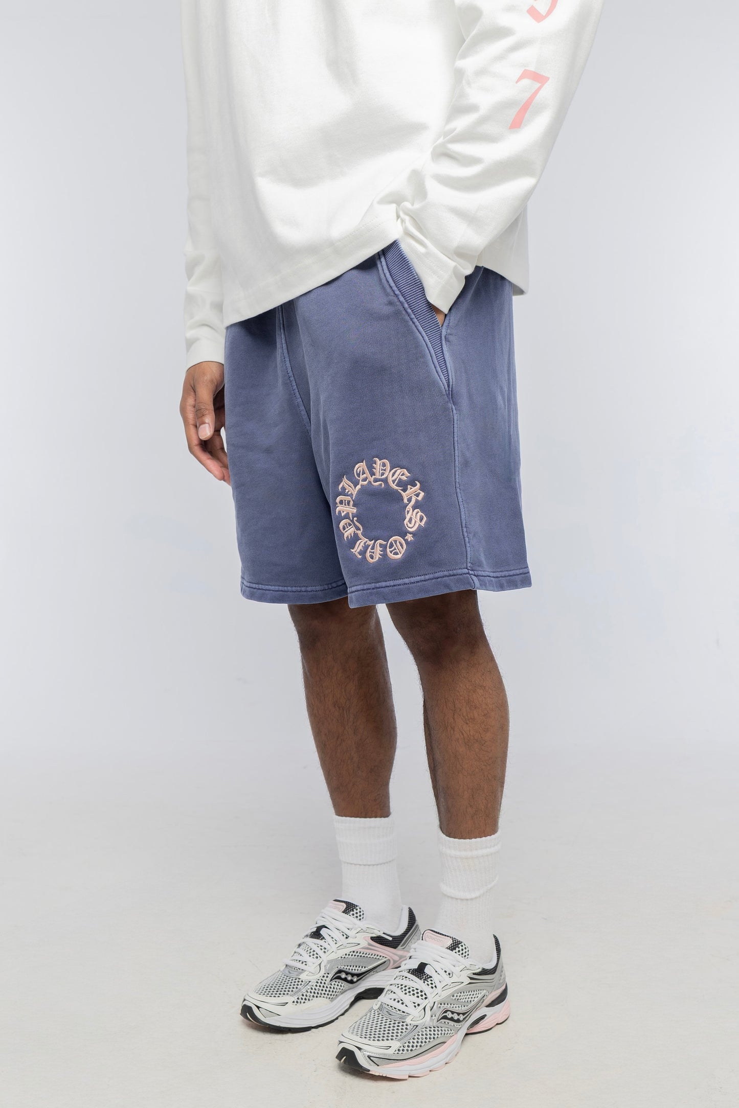 WASHED NAVY EMBROIDERED SHORTS