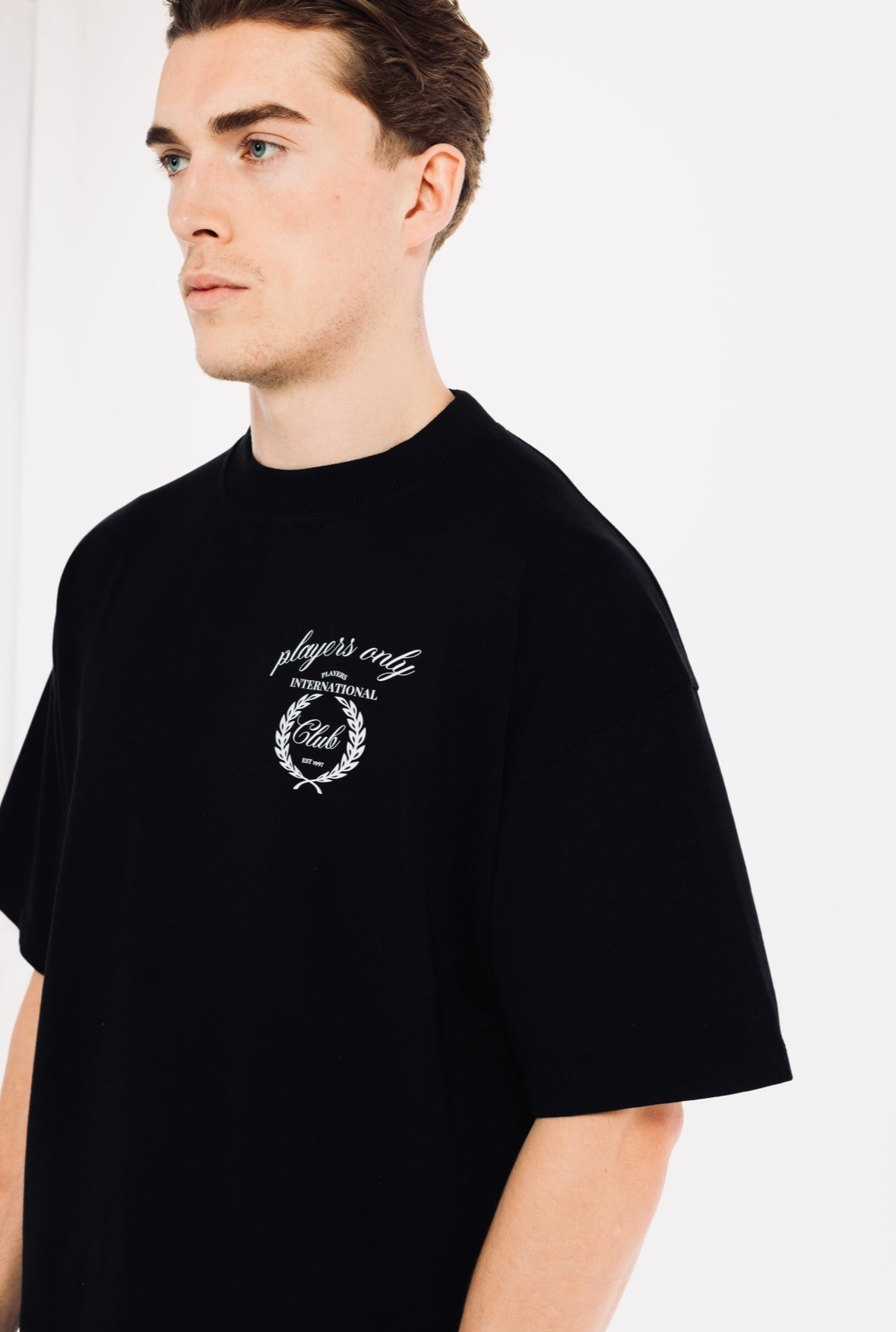 INTERNATIONAL CLUB TEE