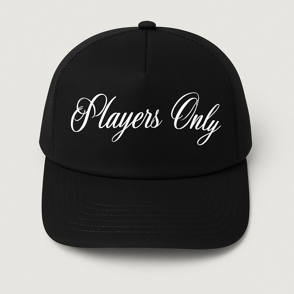 EMBROIDERED TRUCKER