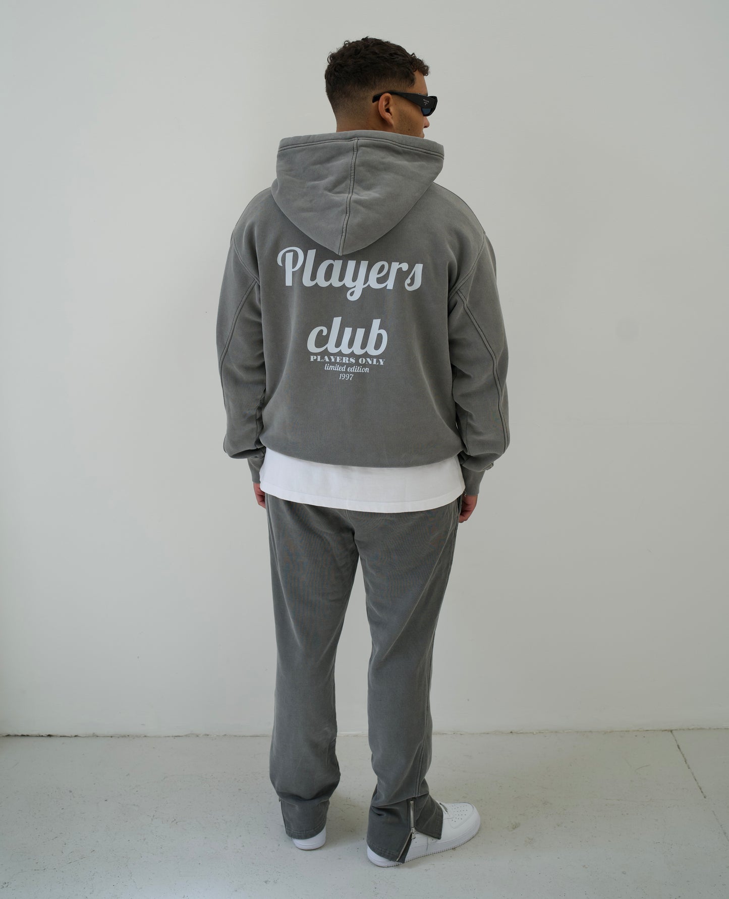 VINTAGE WASH CHARCOAL PLAYERS CLUB HOODIE